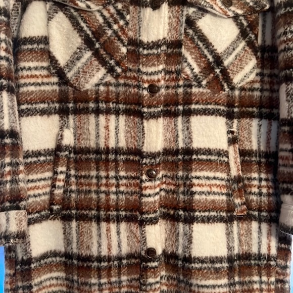 Blank NYC Cassie Plaid Shacket Size Medium - Picture 3 of 15